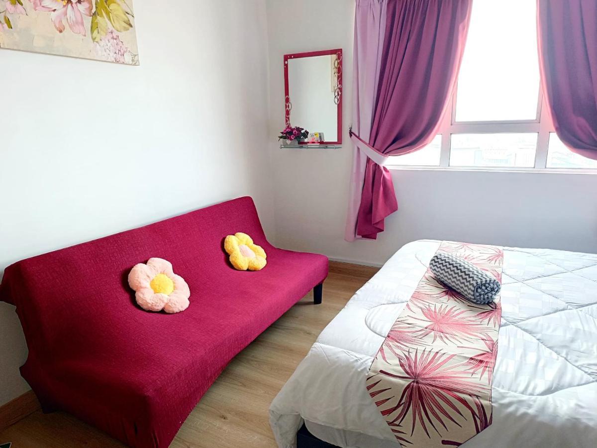D'Luna Homestay Terengganu Sea View / Drawbrige View / Near Hsnz, Ktcc, Drawbrige กัวลาตรังกานู ภายนอก รูปภาพ