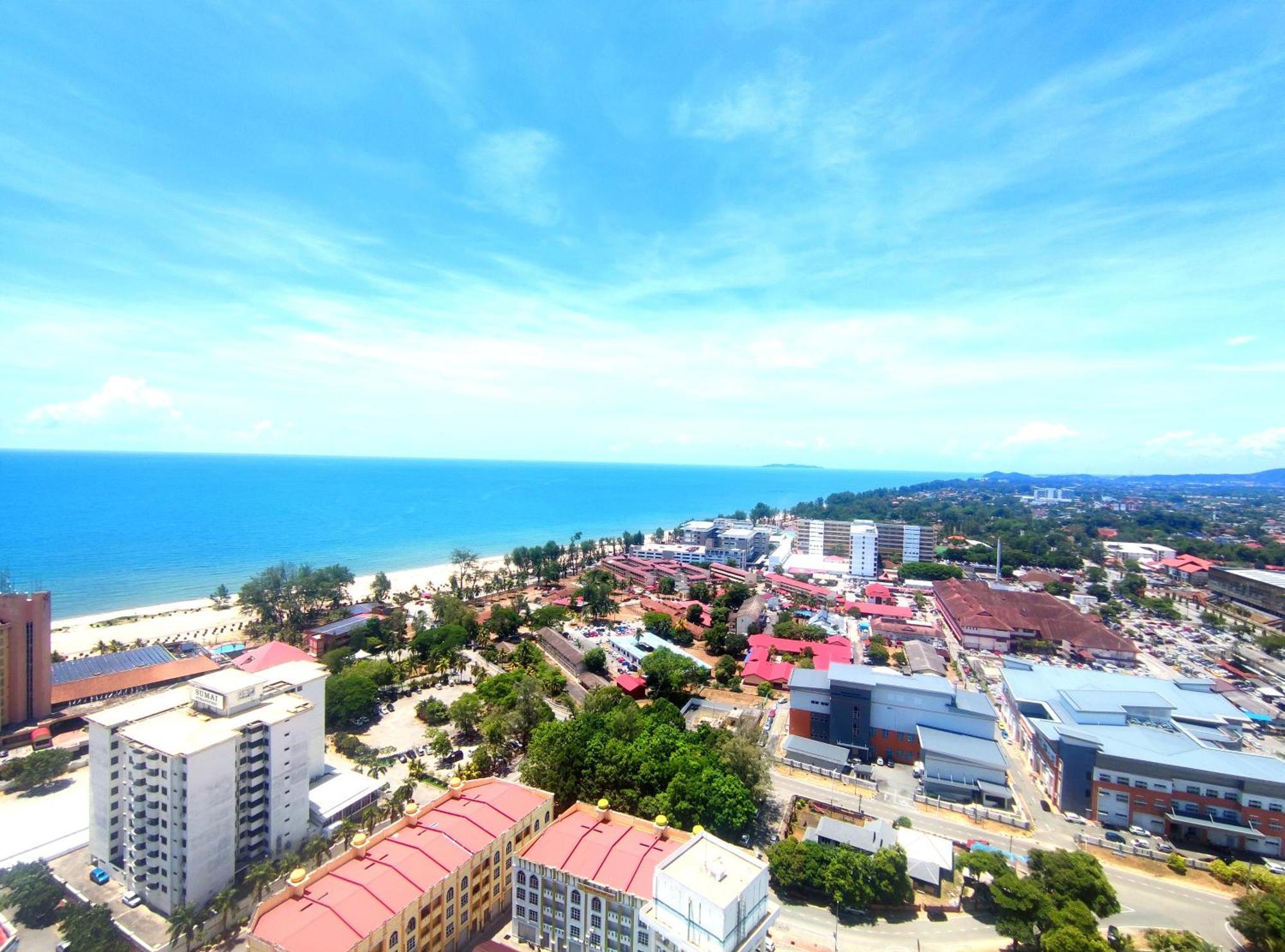 D'Luna Homestay Terengganu Sea View / Drawbrige View / Near Hsnz, Ktcc, Drawbrige กัวลาตรังกานู ภายนอก รูปภาพ
