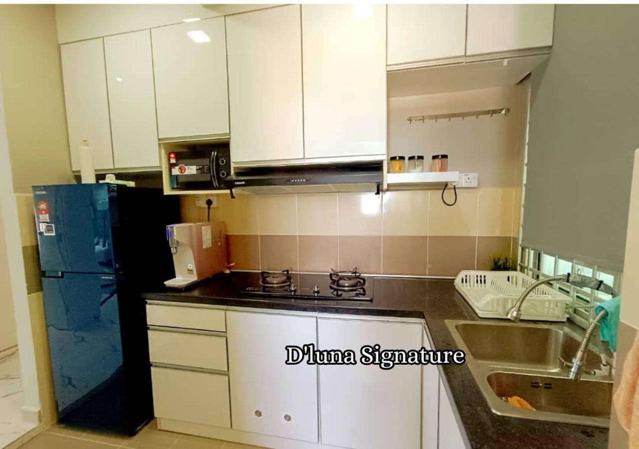 D'Luna Homestay Terengganu Sea View / Drawbrige View / Near Hsnz, Ktcc, Drawbrige กัวลาตรังกานู ภายนอก รูปภาพ